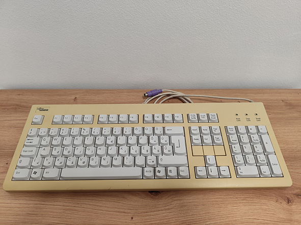 Fujitsu billentyűzet PS/2