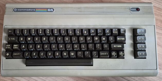 Commodore 64 Breadbin