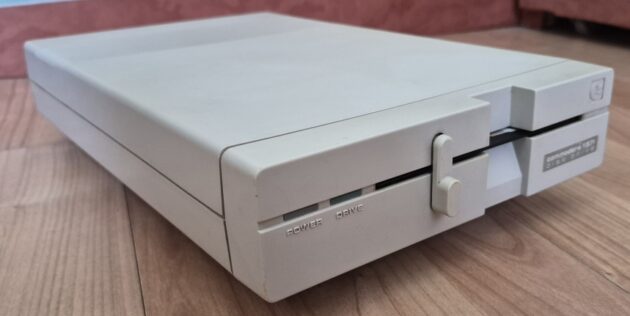 Commodore 1571 Drive